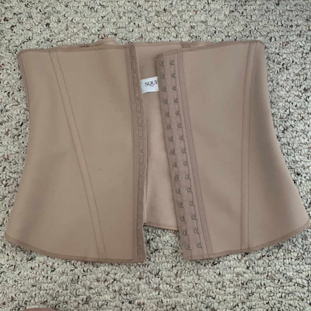 Squeem - Perfectly Curvy, Women's Firm Control Strapless Waist Cincher medium
